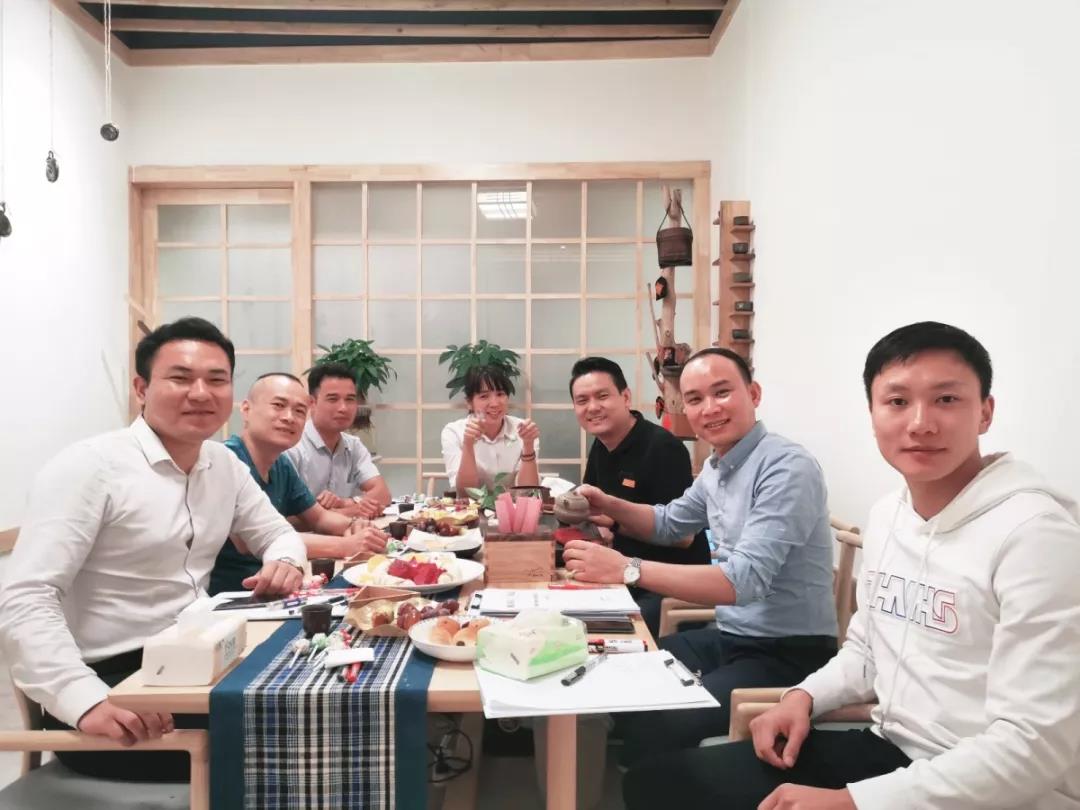 工程、材料中心管理層“裸心會”丨茶短情長，一場來自心靈的對話！